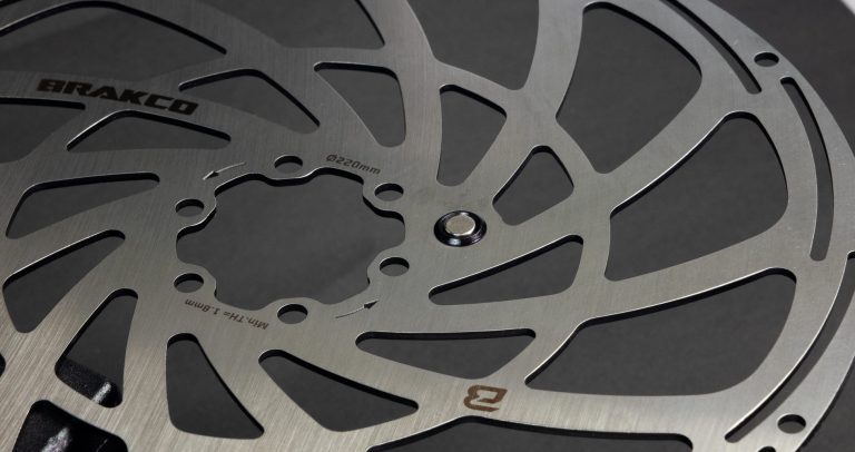 DISCO DE FRENO BRAKCO EBIKE XSC DETALLE IMÁN
