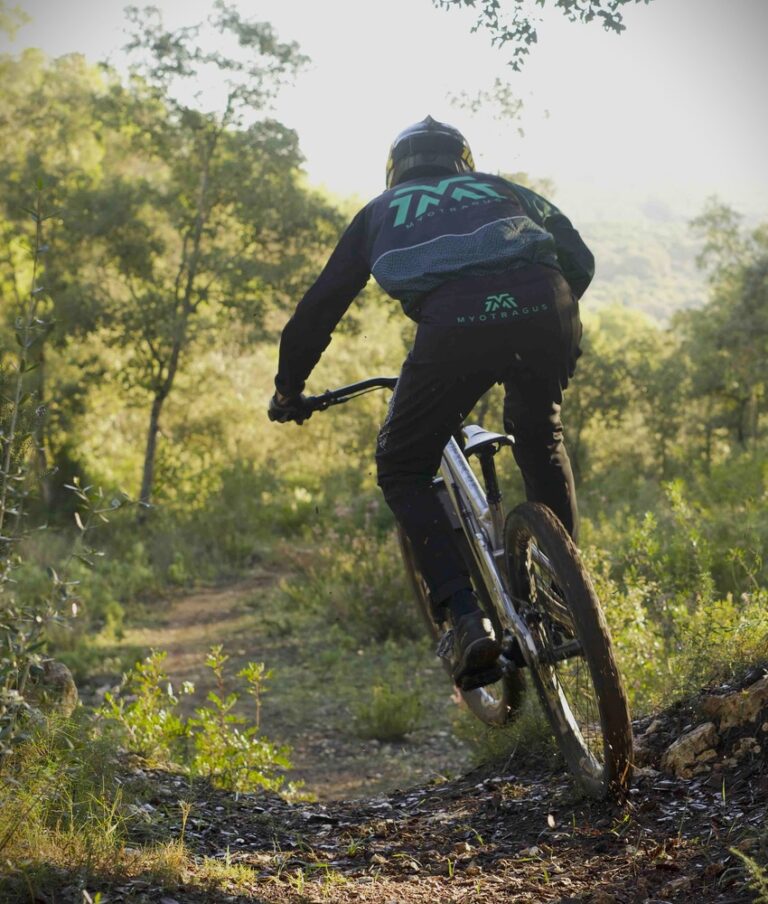 Roger Pinsà ficha por Cobalai Bikes como representante en Baleares